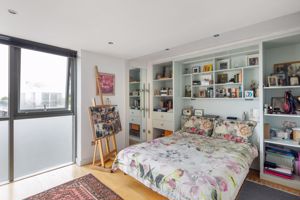 Master Bedroom 1 - click for photo gallery